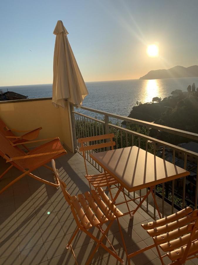Orizzonti Apartments مانارولا المظهر الخارجي الصورة